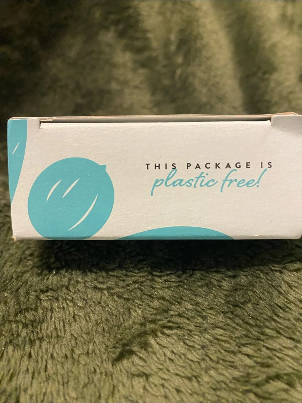 Peet Brothers Coconut & Vanilla Shea Butter Bath Bar - White & Teal Packaging